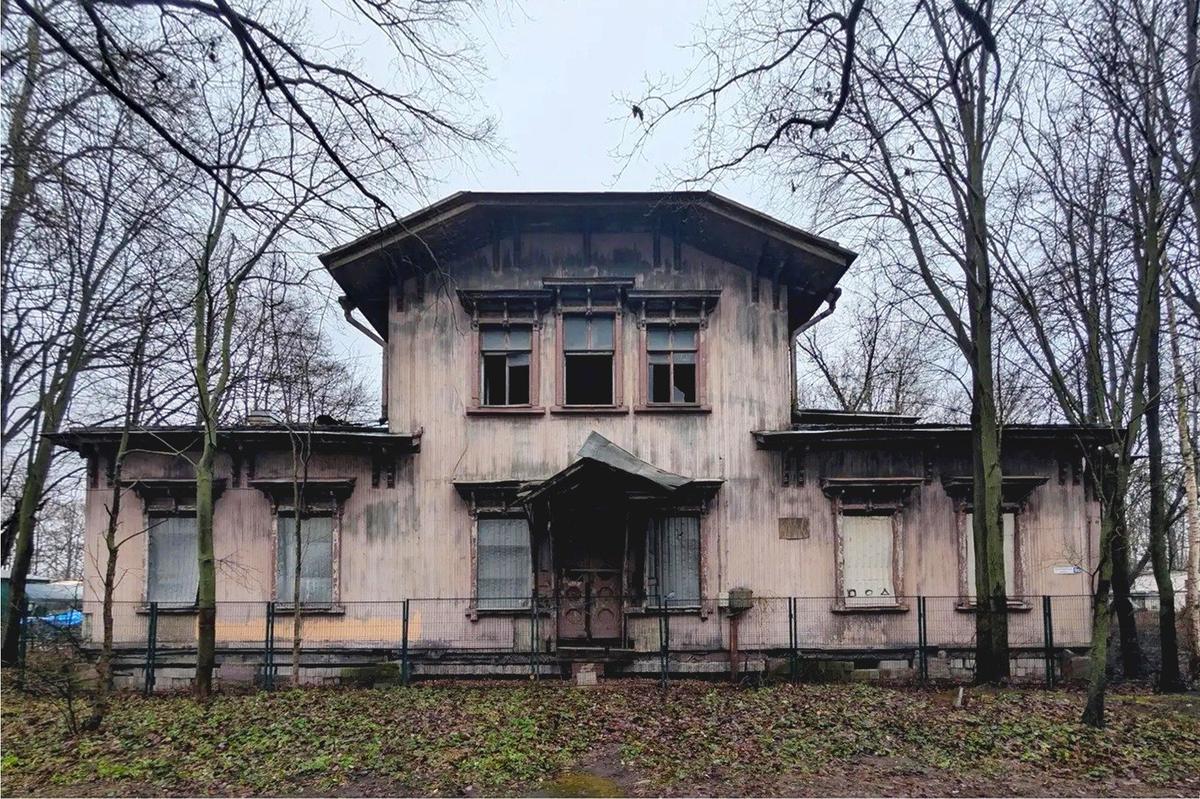 Дом Ропса до пожара. Фото: КГИОП Петербурга