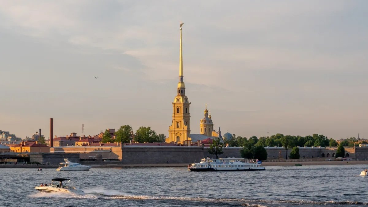 Границы Петропавловской крепости обновят после реставрации