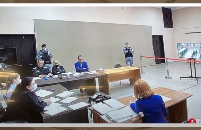 Тайны следствия и кинопоказ: шестое заседание по делу Навального