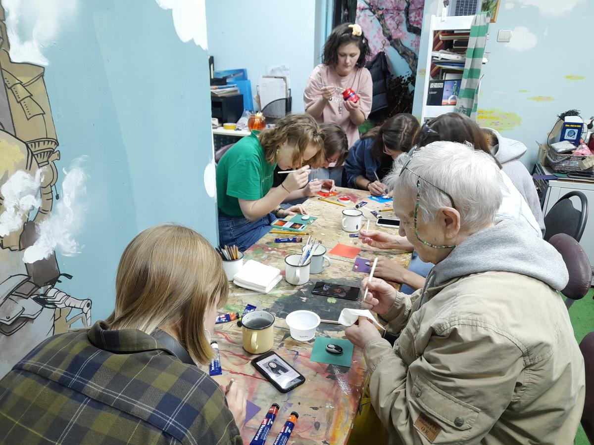 Мастер-класс по росписи камней. Фото: Анна Мотовилова / MR7