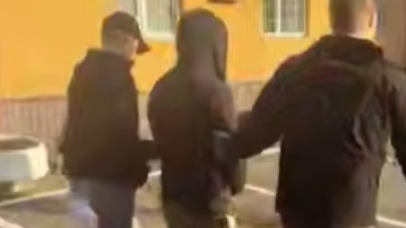 Скриншот видео: МВД по Петербургу и Ленобласти