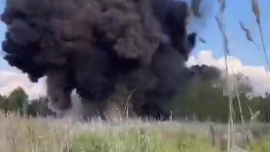 Скриншот видео: МЧС Петербурга