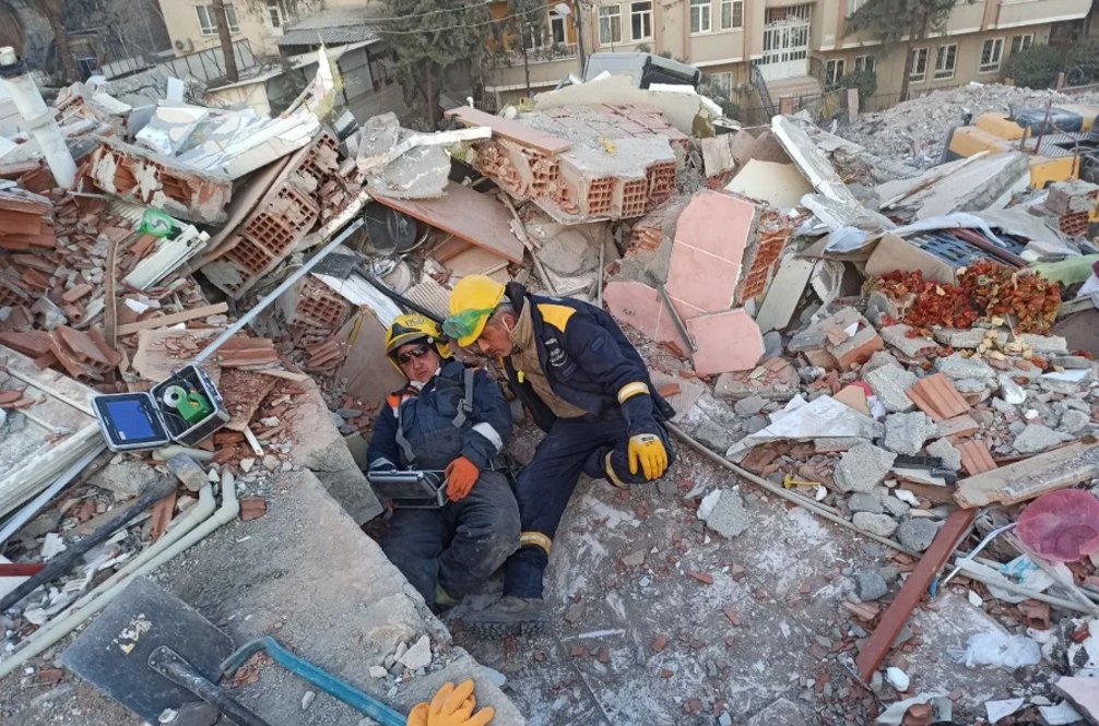 Добровольные спасатели из Петербурга в Турции. Фото: ПСО «Экстремум»