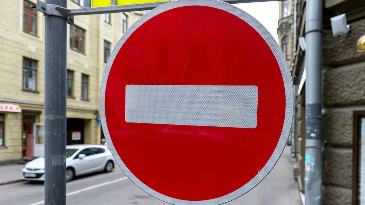 Движение по Петровскому проспекту закрыли до августа 2024 года