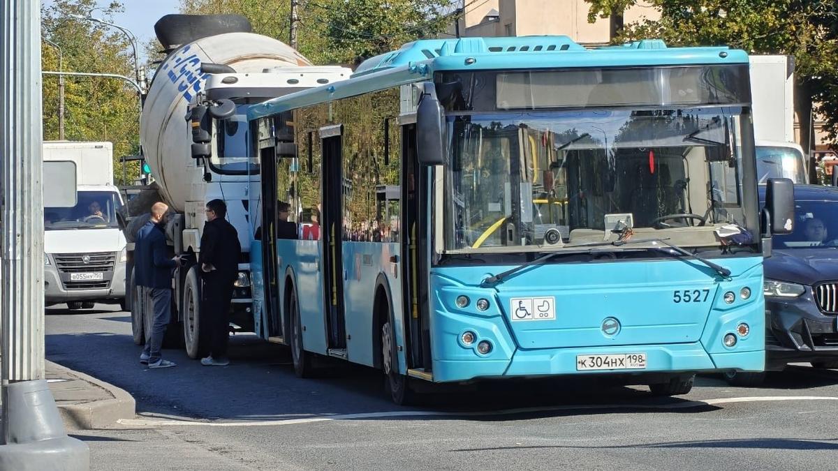 Фото: «Транспортный коллапс, Красное Село»