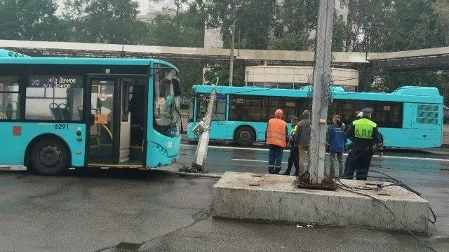 Фото: «Транспортный коллапс, Красное Село»