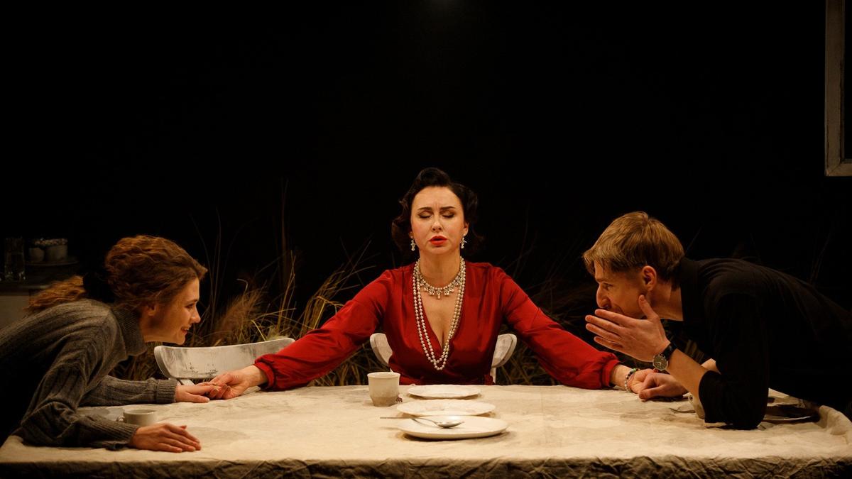 На «гастроли» в другой район: «Довлатов», «Том Сойер» и другие едут из Невского в Московский