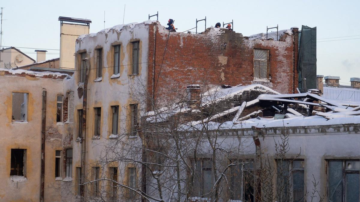 Каким историческим зданиям в Петербурге угрожает снос