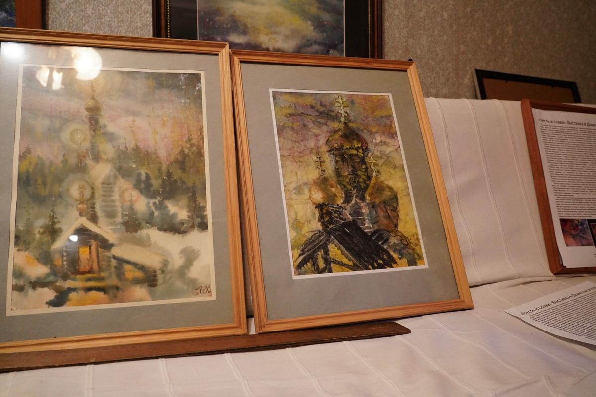 Картины Валентины Левановой. Фото: Павел Борисенко / MR7