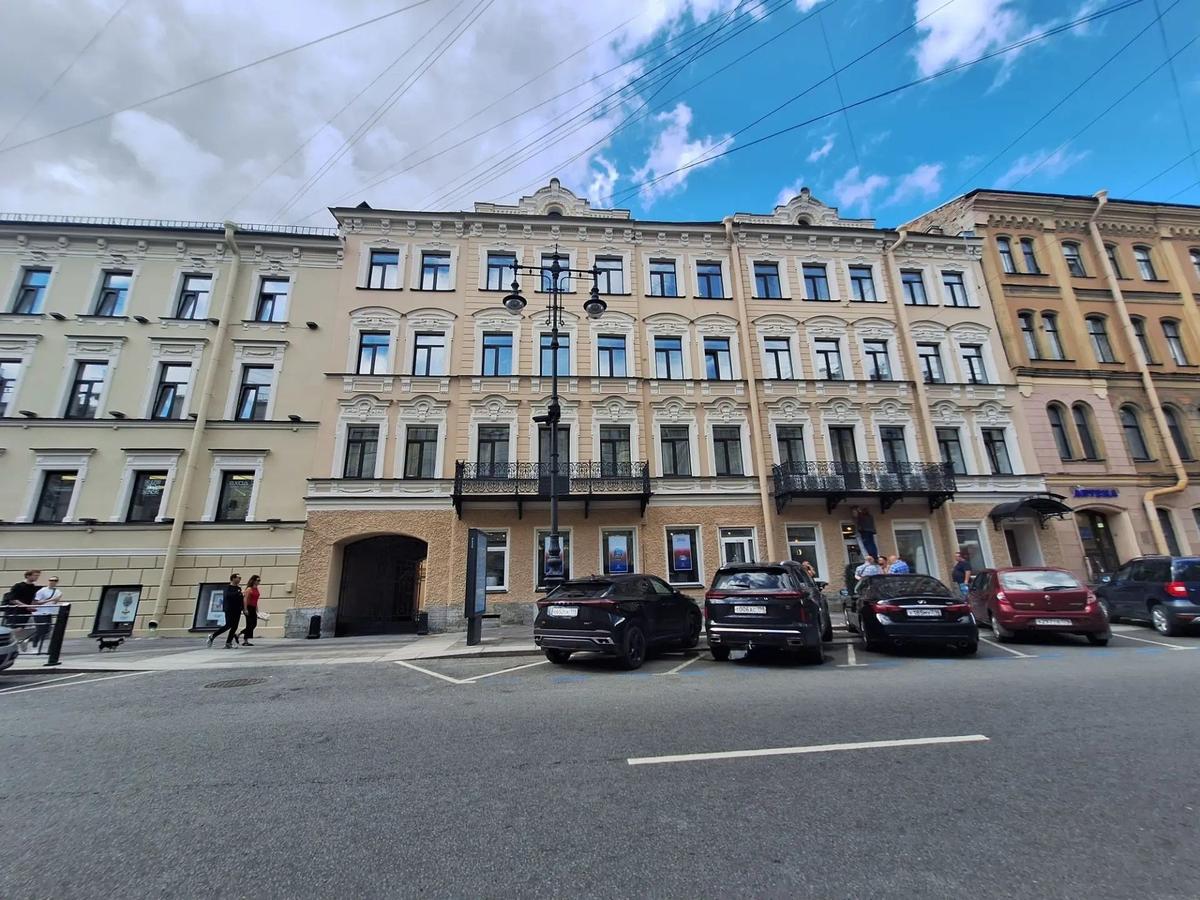 Фото: Смольный