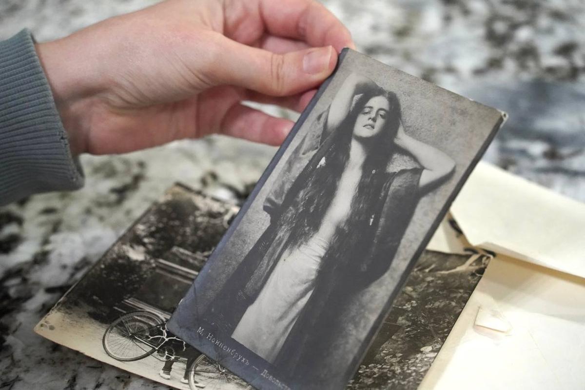 Дореволюционная открытка из коллекции Александра Тупеко. Фото: Павел Борисенко / MR7