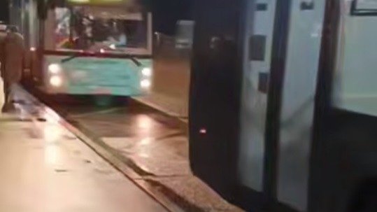 Скриншот видео: «Мегаполис»