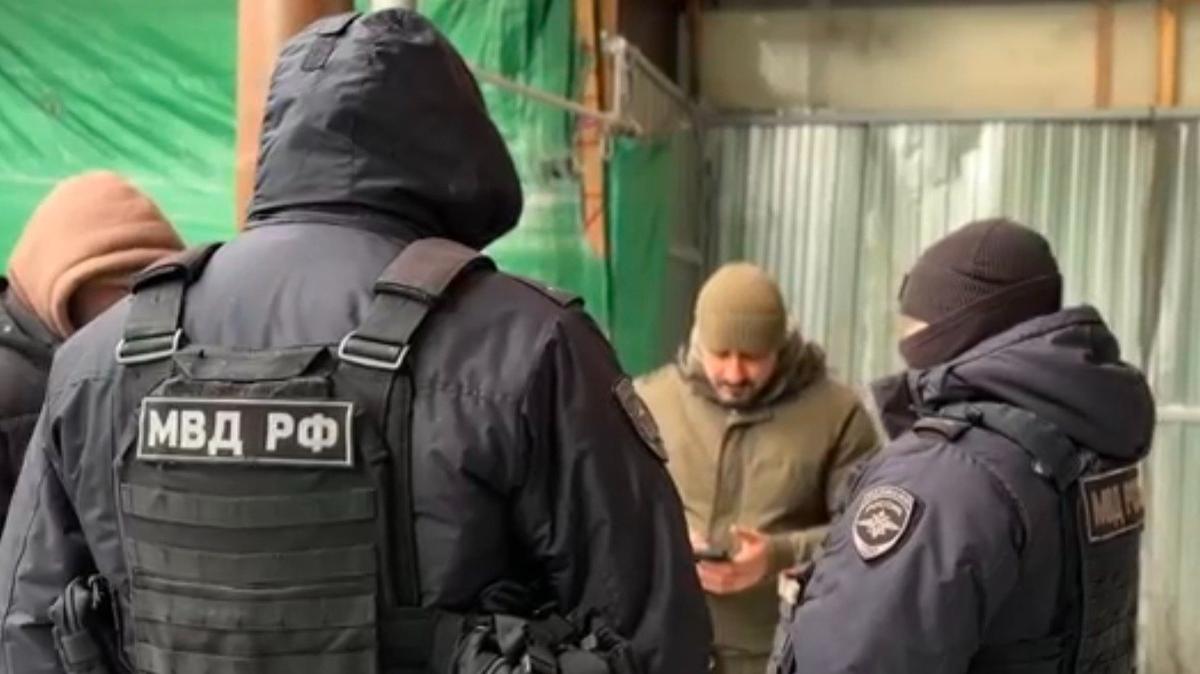 Скриншот видео ГУ МВД по Петербургу и Ленобласти