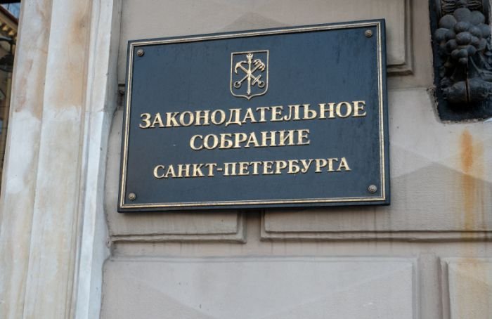 Петербуржцев смогут выселять из неаварийных домов по программе реновации