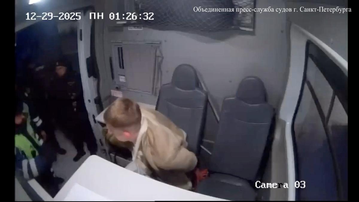 Скриншот видео объединённой пресс-службы судов Петербурга