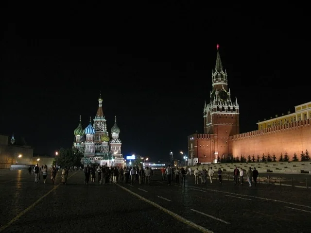 800px-6568_-_Moscow_-_Red_Square.JPG