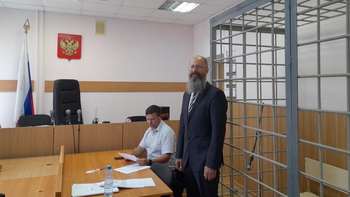 Дмитрия Скурихина из Ленобласти приговорили к 1,5 годам тюрьмы за «повторную дискредитацию армии»