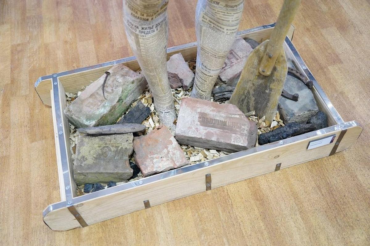 Экспонат «Упразднённый» художника Олега Колимбета. Фото: Павел Борисенко / MR7