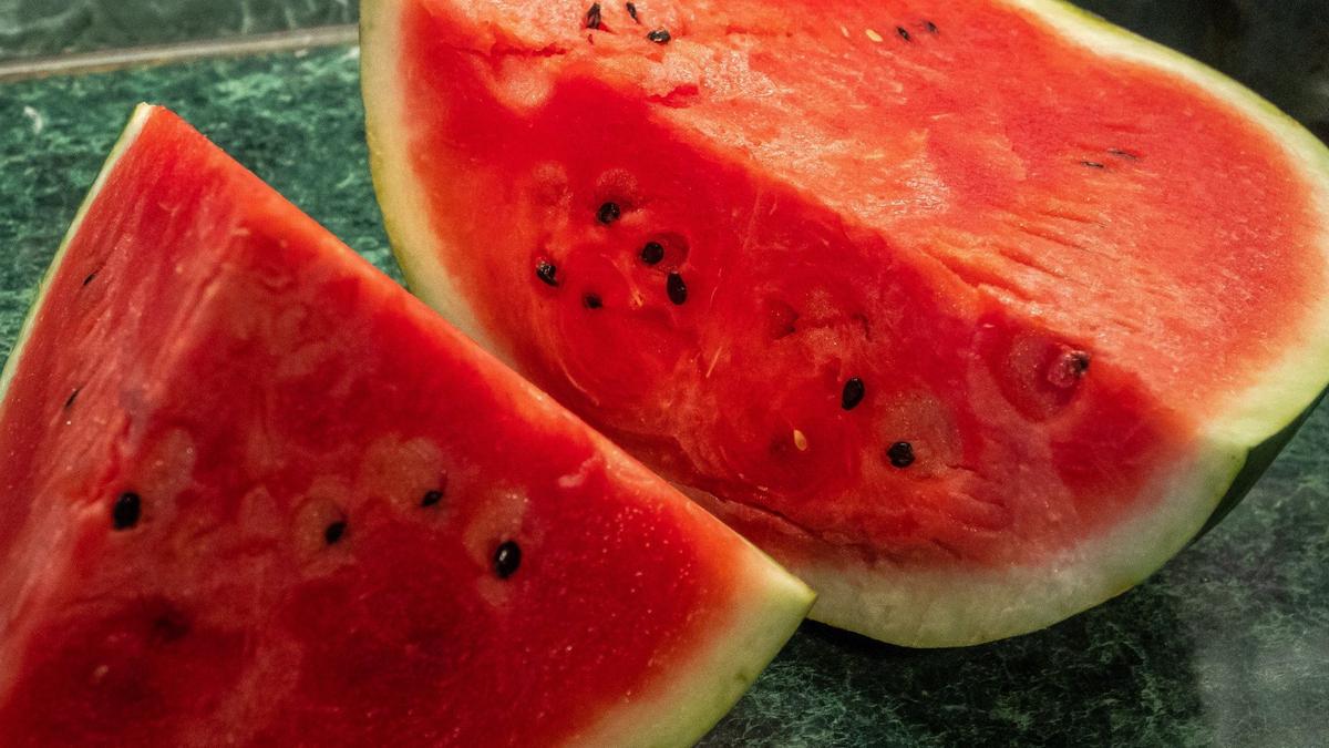 Полиция задержала подозреваемого в поножовщине из-за арбуза на проспекте Художников