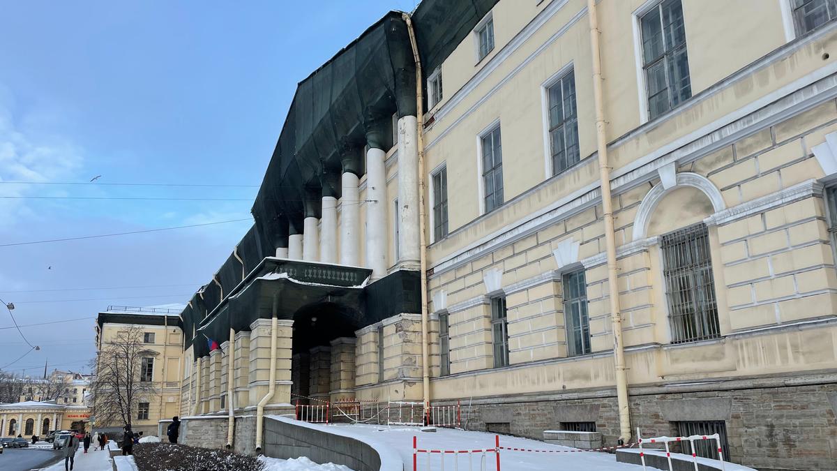В РНБ читателям перестали выдавать газеты из-за ремонта
