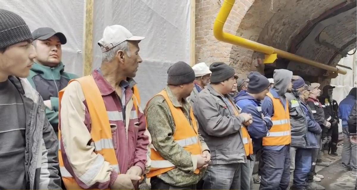 Скриншот видео: ГУ МВД по Петербургу и Ленобласти