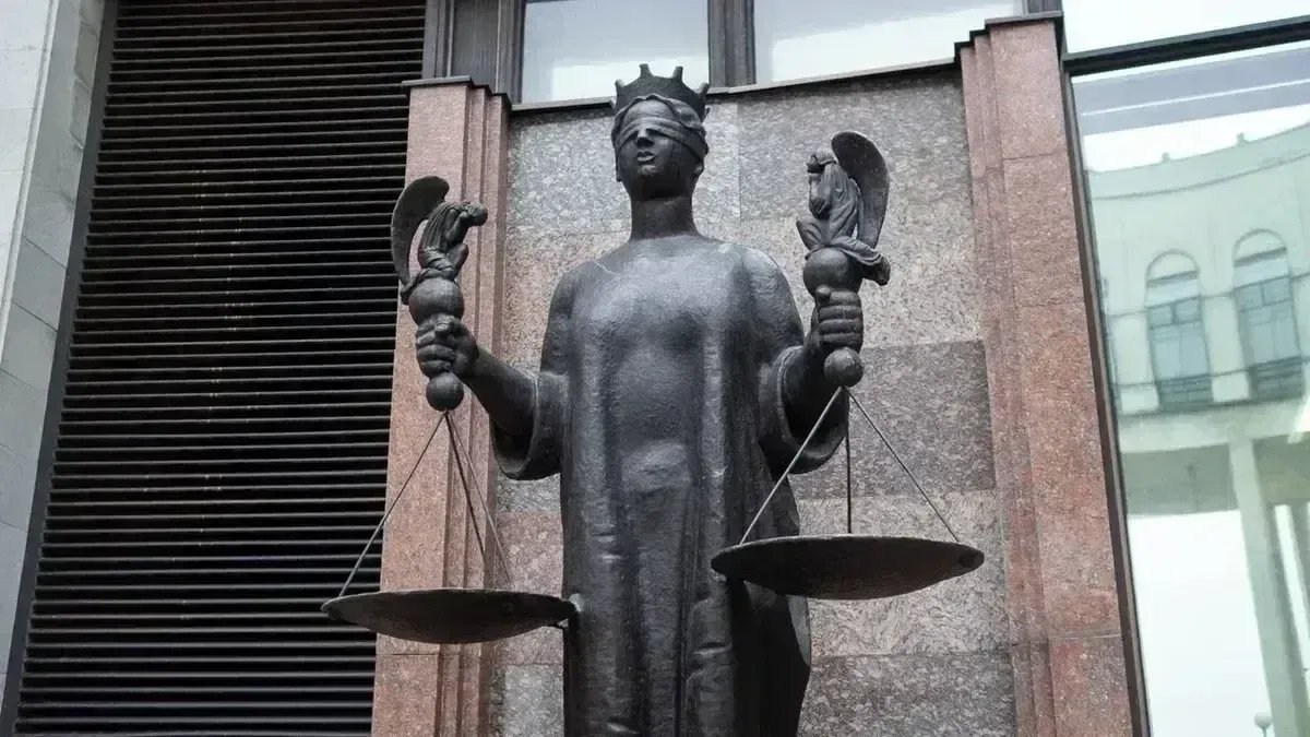 Бывший зампредседателя Красносельского райсуда ушёл на СВО и получил уголовное дело