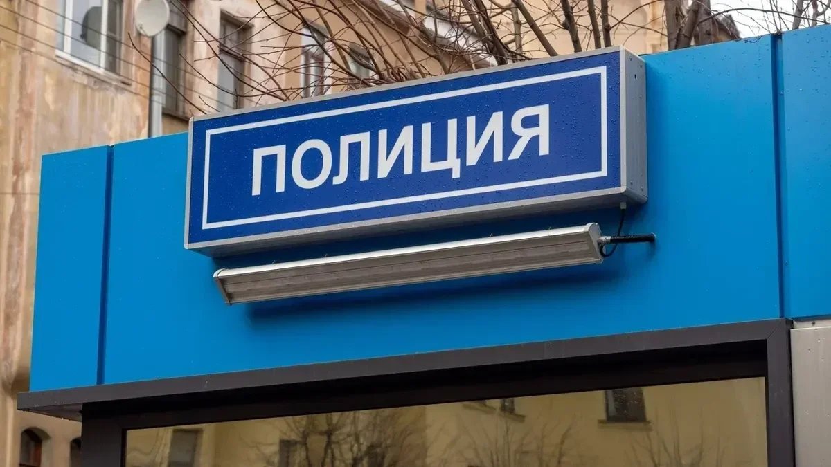 Тело 17-летней девушки было найдено на кухне двухкомнатной квартиры в Приморском районе