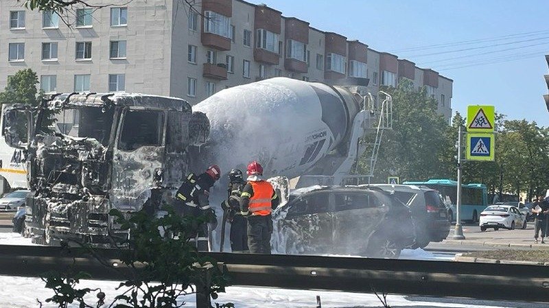 Авария на Приморском шоссе в Сестрорецке. Фото: «ДТП и ЧП»