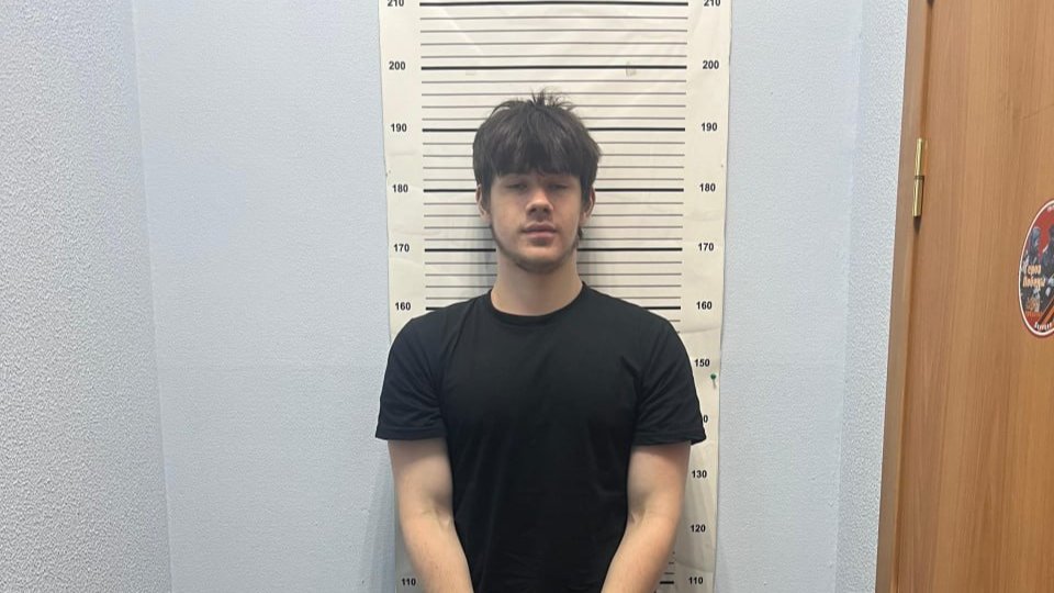 В Ленобласти задержан 17-летний юноша по подозрению в мошенничестве