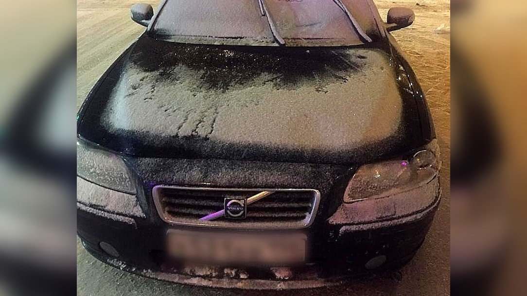 Пьяный водитель сбил двух пешеходов на проспекте Просвещения