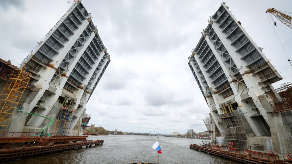 Фото: Смольный