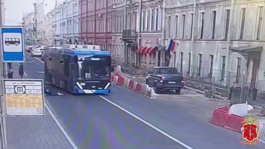 Скриншот видео ГУ МВД России по Петербургу и Ленобласти