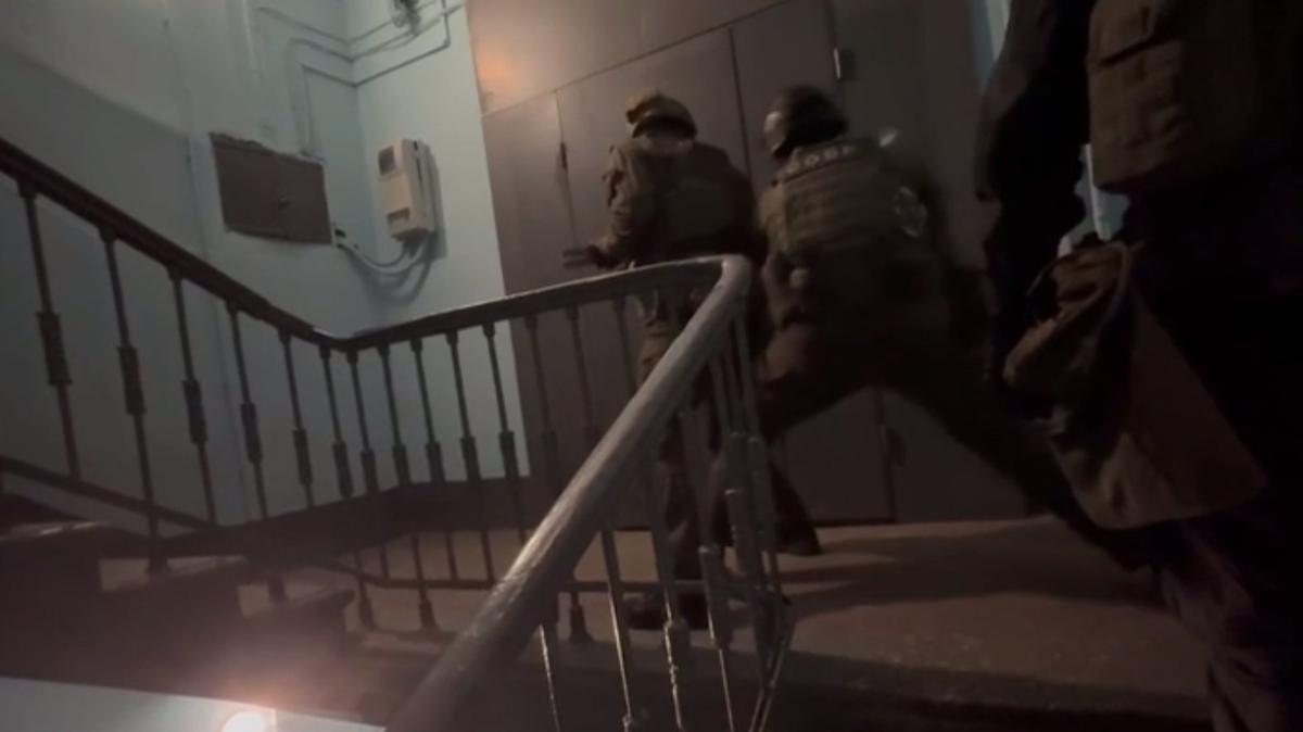 Скриншот видео: МВД по Петербургу и Ленобласти