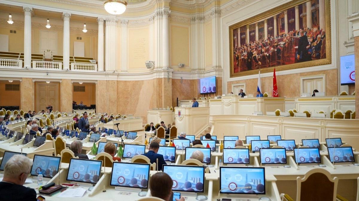 Фото: Заксобрание Петербурга