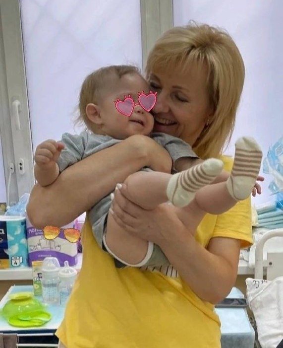 Оксана на дежурстве в больнице. Фото: АНО «Созидатели»