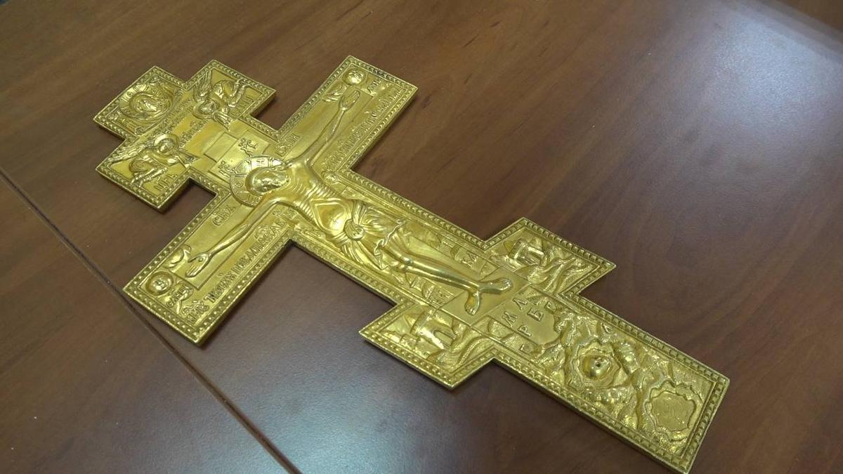 Украденный киотный крест. Фото: пресс-служба ГУ МВД