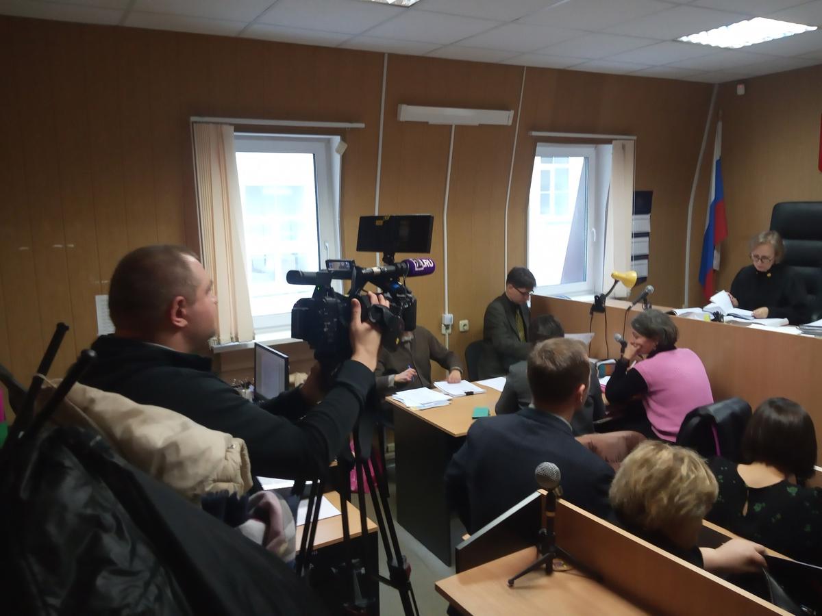 Защитники Охтинского мыса в суде. Фото: Сергей Дроздов