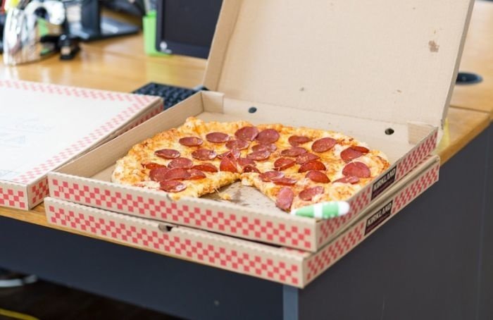 Какие коробки для пиццы бывают