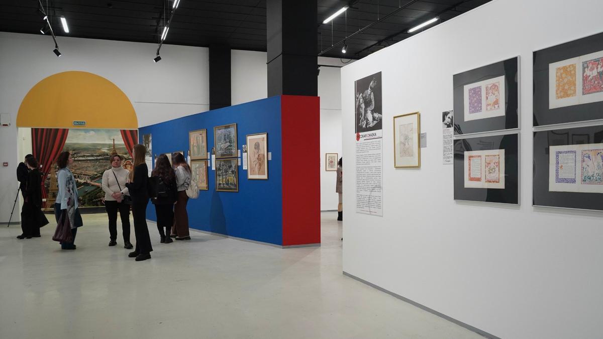 Выставка о вторжении русского искусства на Запад открылась в Петербурге