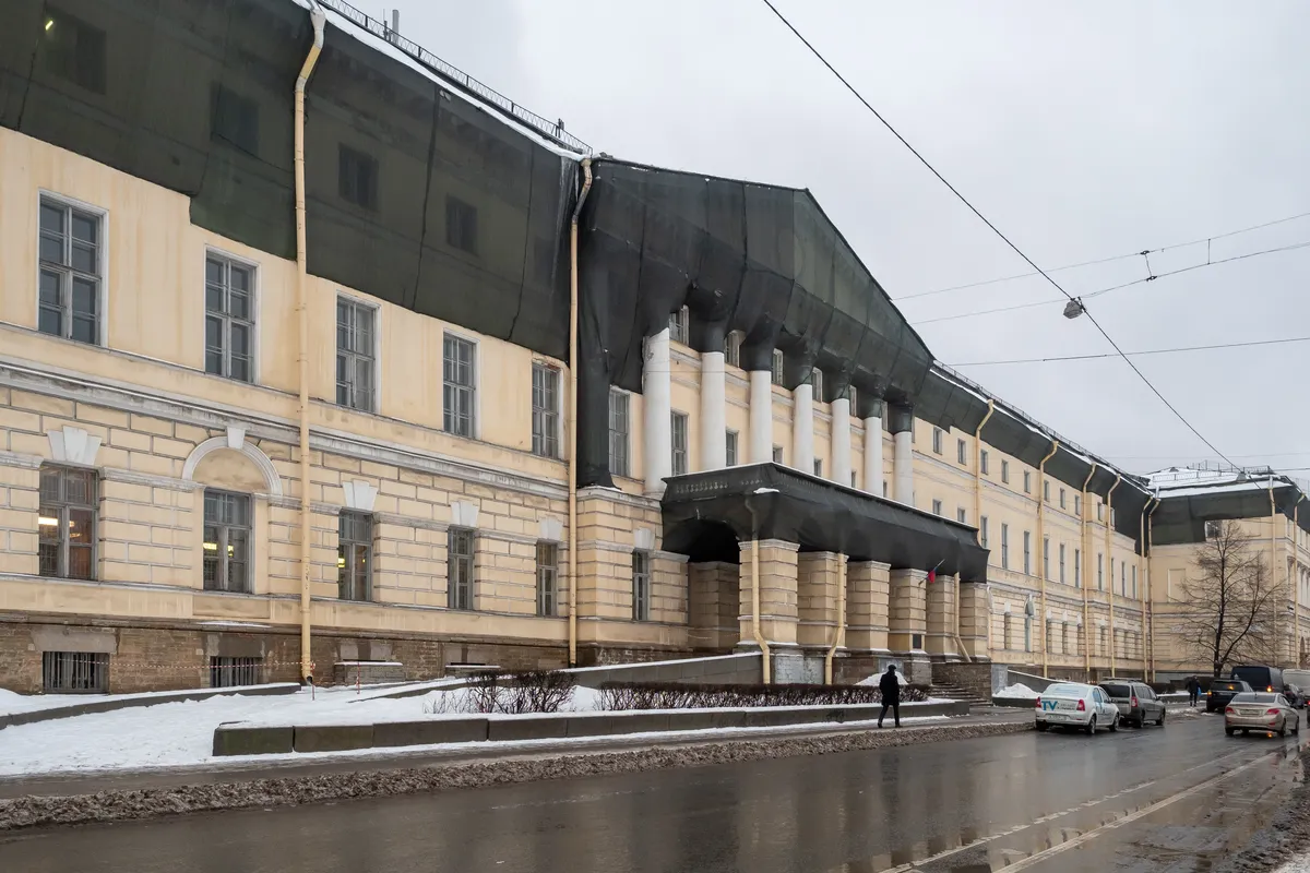 Здание РНБ на Фонтанке. Фото: Олег Золото / MR7