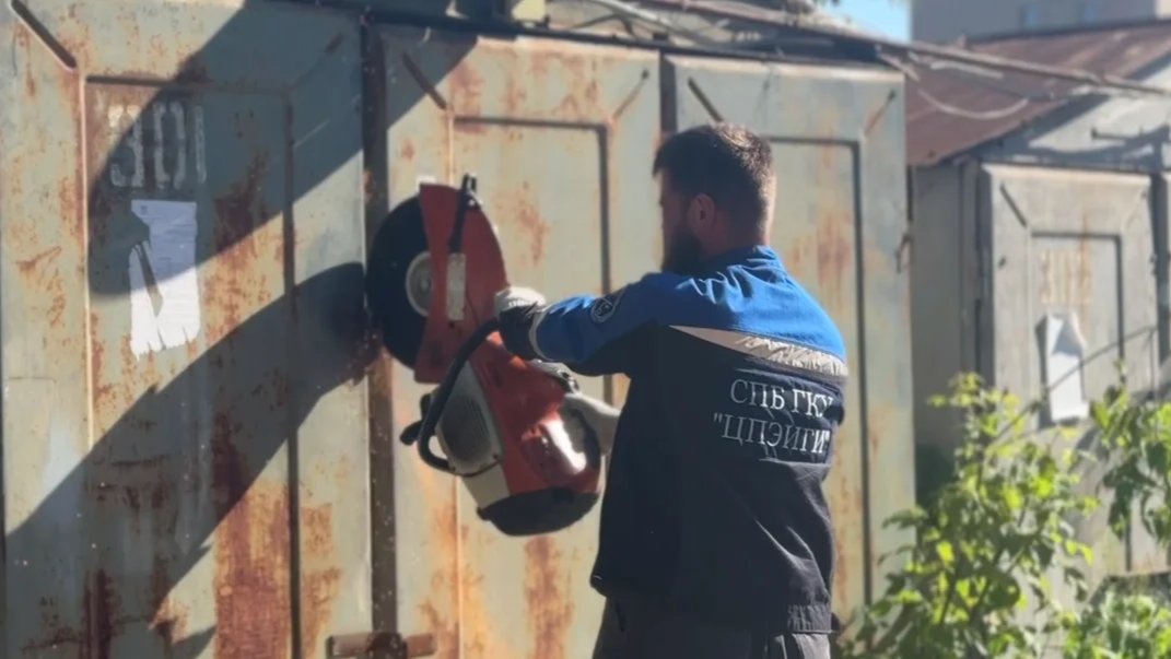 Скриншот видео: комитет по контролю за имуществом Петербурга