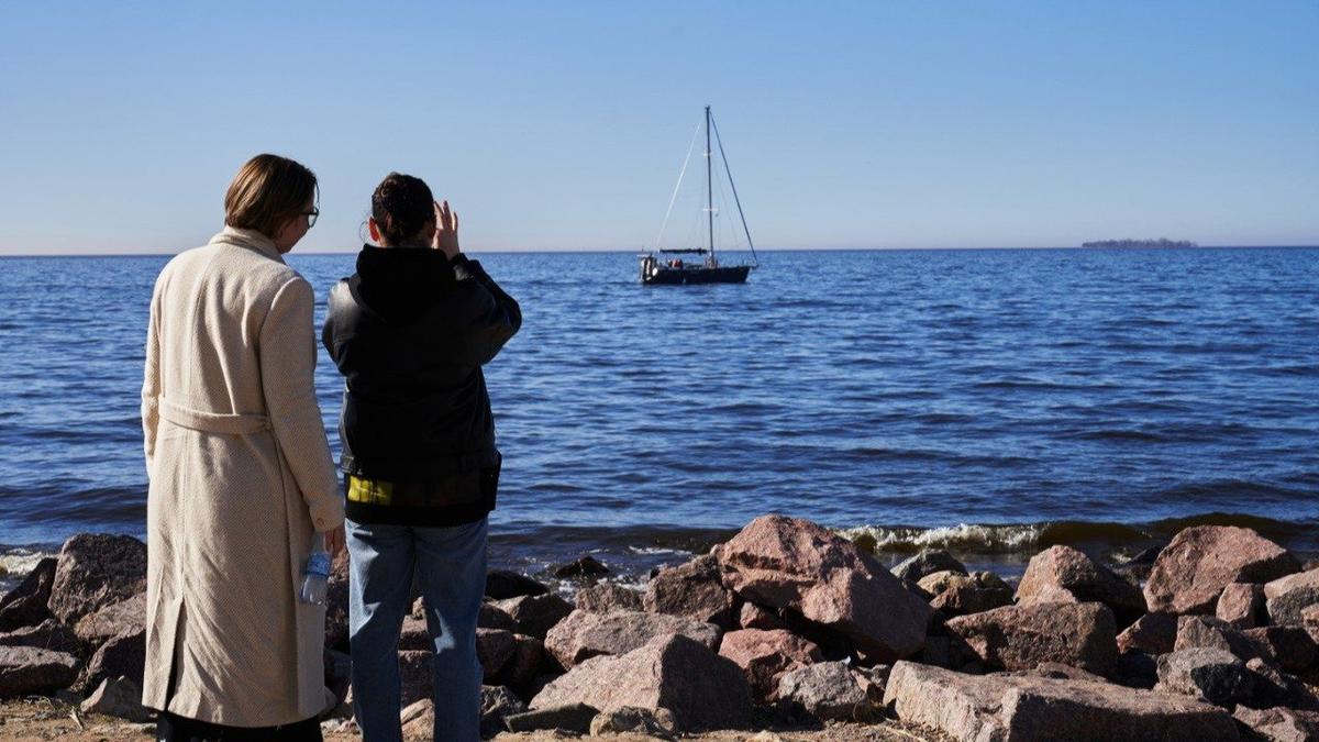 По петербургским окраинам: прогулка вдоль залива с видом на самую морскую церковь