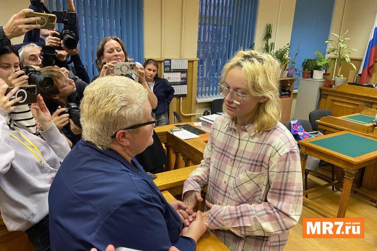 Диана и Ирина Логиновы. Фото: MR7