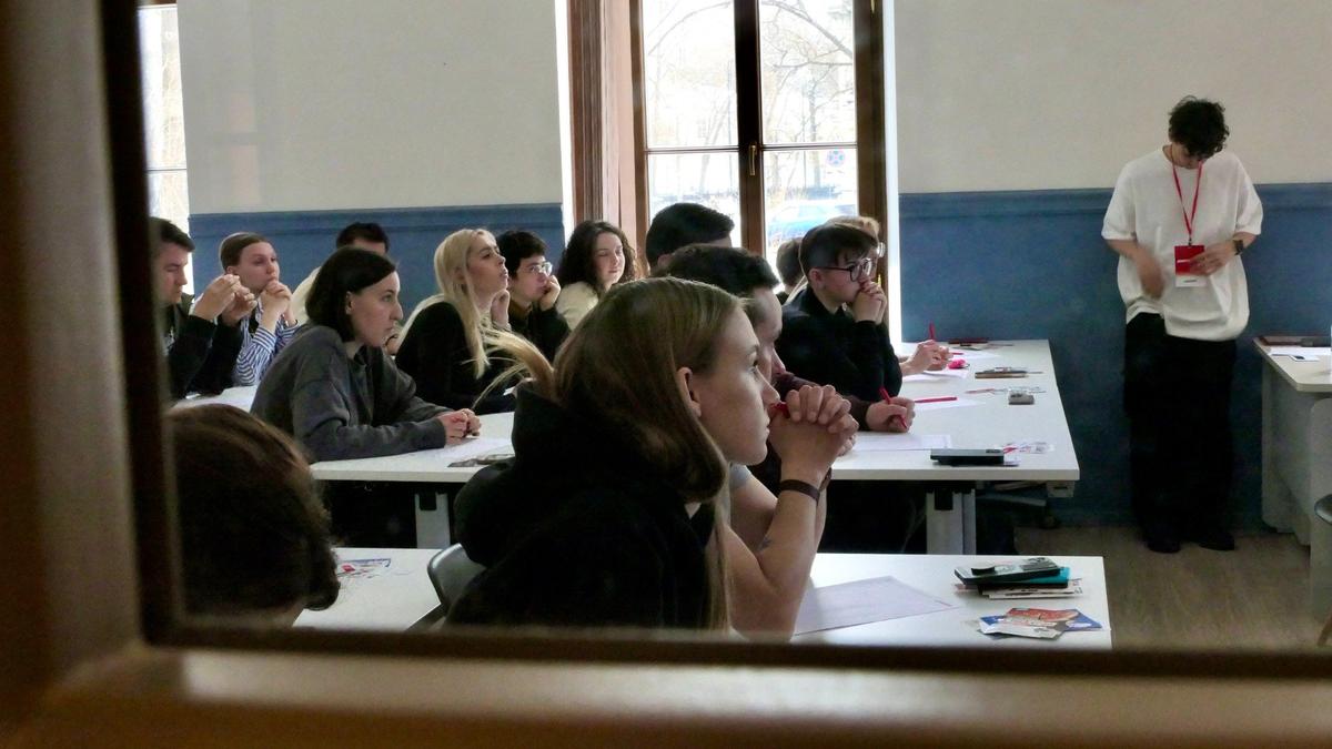 Учащихся — больше, денег — меньше: студенты университета им. Бонч-Бруевича возмутились сокращением стипендий на 130 рублей