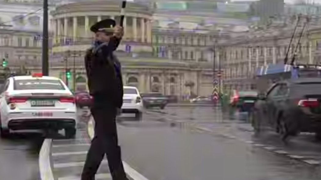 Скриншот видео: МВД по Петербургу и Ленобласти