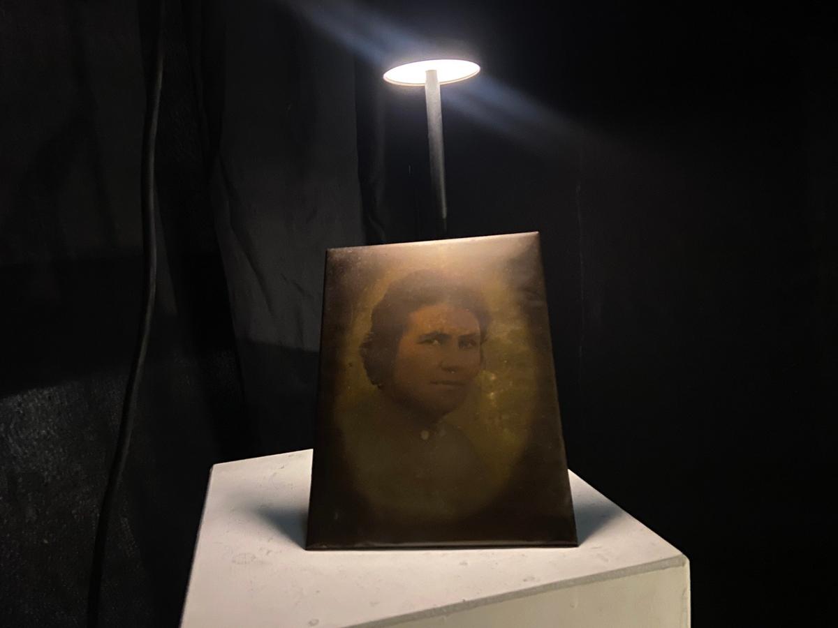 Снимок бабушки художницы. Фото: Валерия Шимаковская /MR7