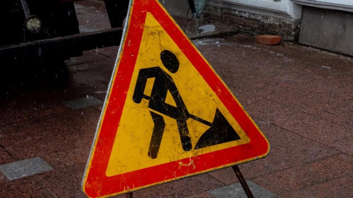 Движение на улицах в двух районах Петербурга ограничат и закроют до мая