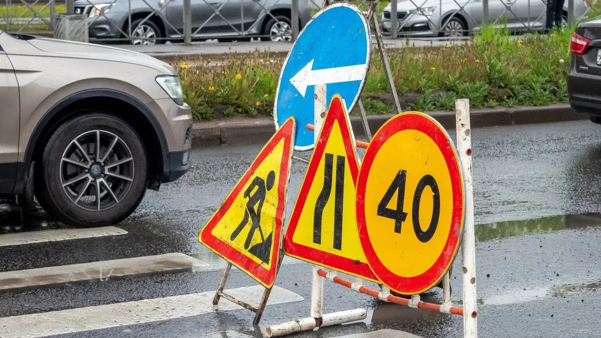 Дорожные работы ограничат движение транспорта в шести районах Петербурга с 11 августа