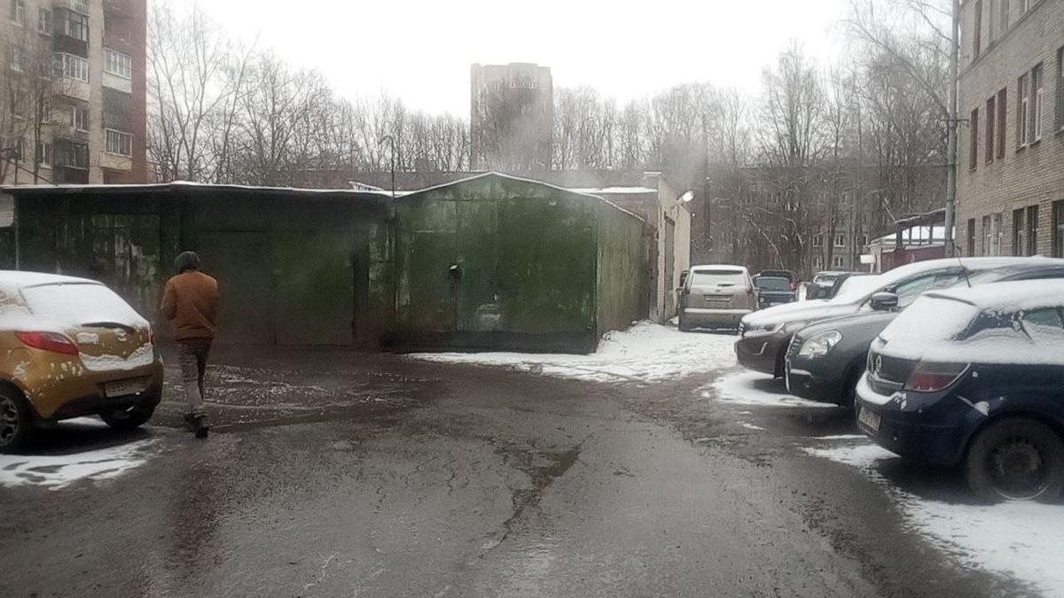 Двор на Полюстровском проспекте, 96. Фото: «Мегаполис»