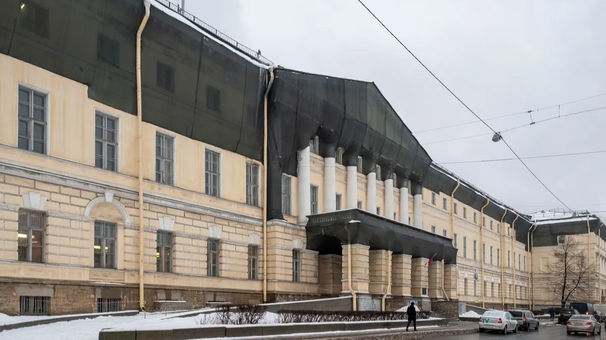 СК начал проверку из-за возможных нарушений при ремонте здания РНБ